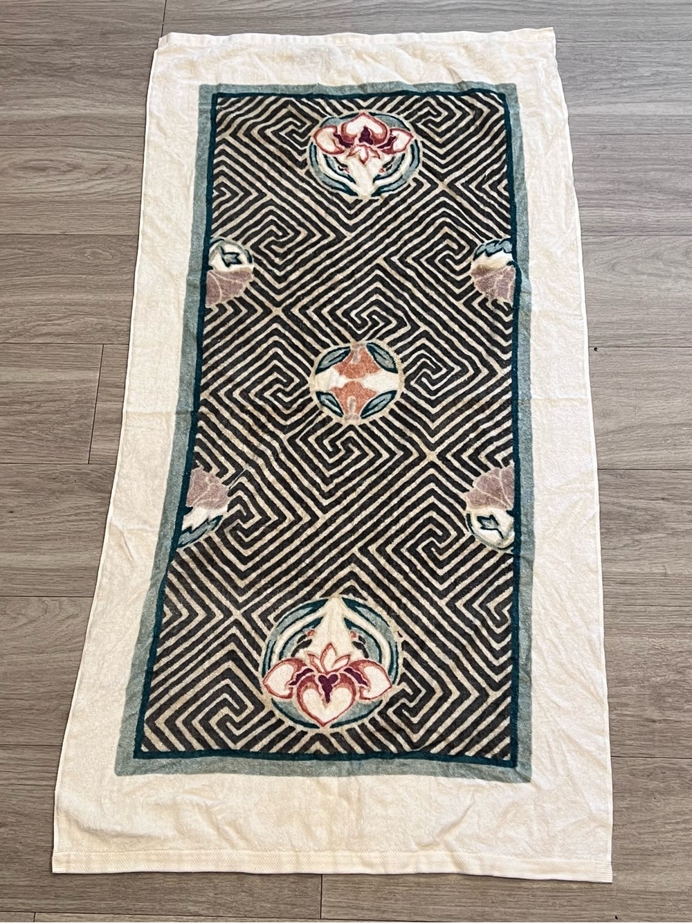 Vintage Martex Sheri Rose Bath Towel Geometric Floral 24x48 Made in USA